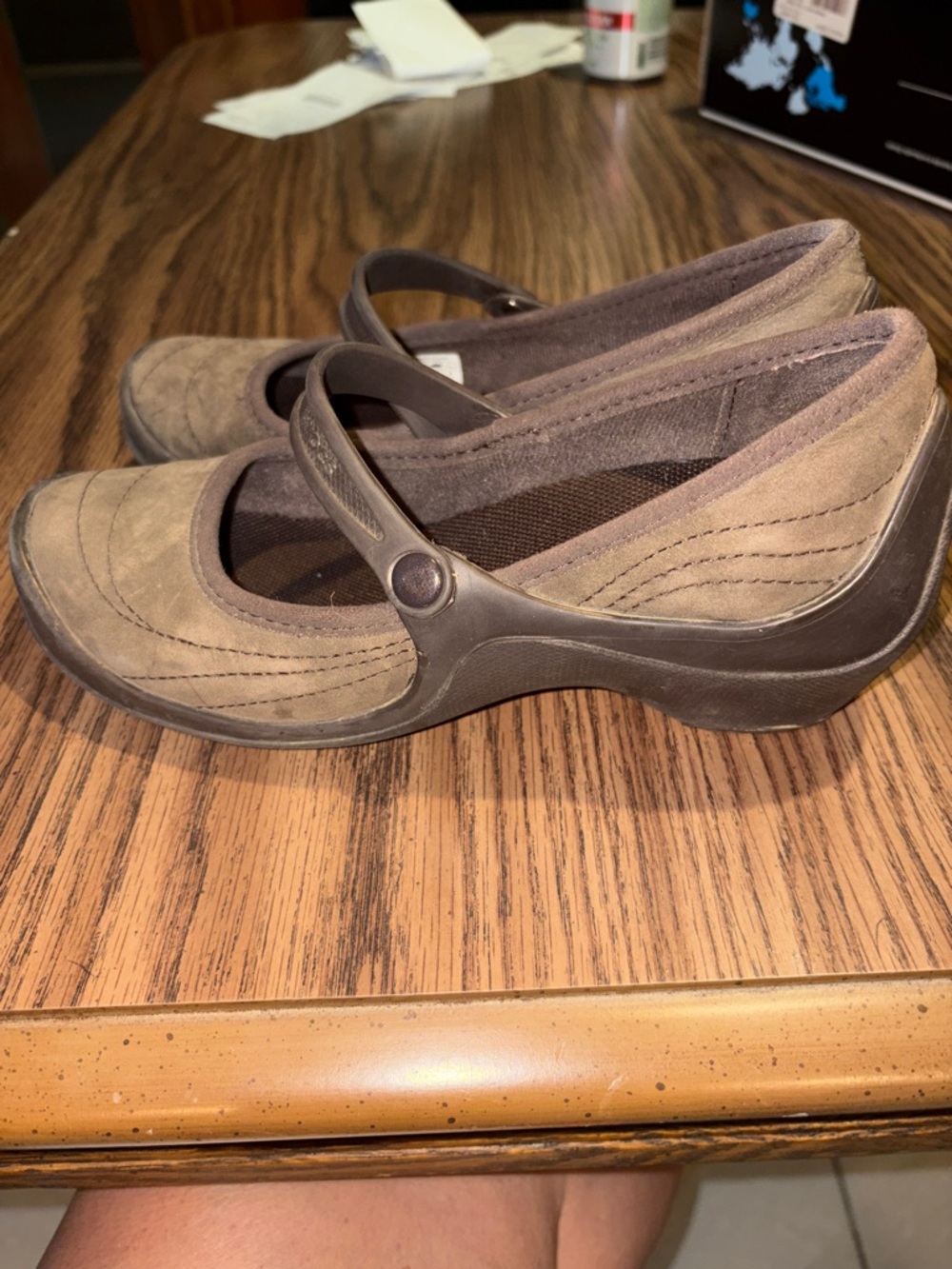 Crocs Wrapped Mary Jane Soft Leather Suede Slip On Round Toe Flat Brown Shoes 6 - Picture 2 of 6